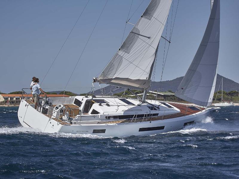 Book yachts online - sailboat - Sun Odyssey 440 - TOMMY - rent