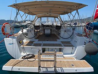 Book yachts online - sailboat - Oceanis 45 - Storm Dancer - rent