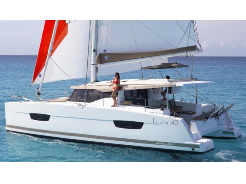 Book yachts online - catamaran - Lucia 40 - Marinello II - rent