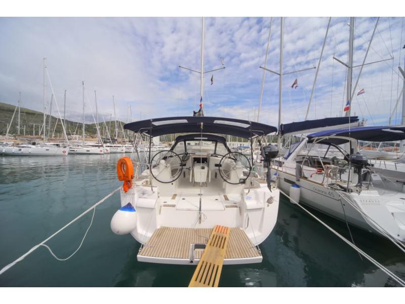 Book yachts online - sailboat - Sun Odyssey 469 - Pythagoras - rent