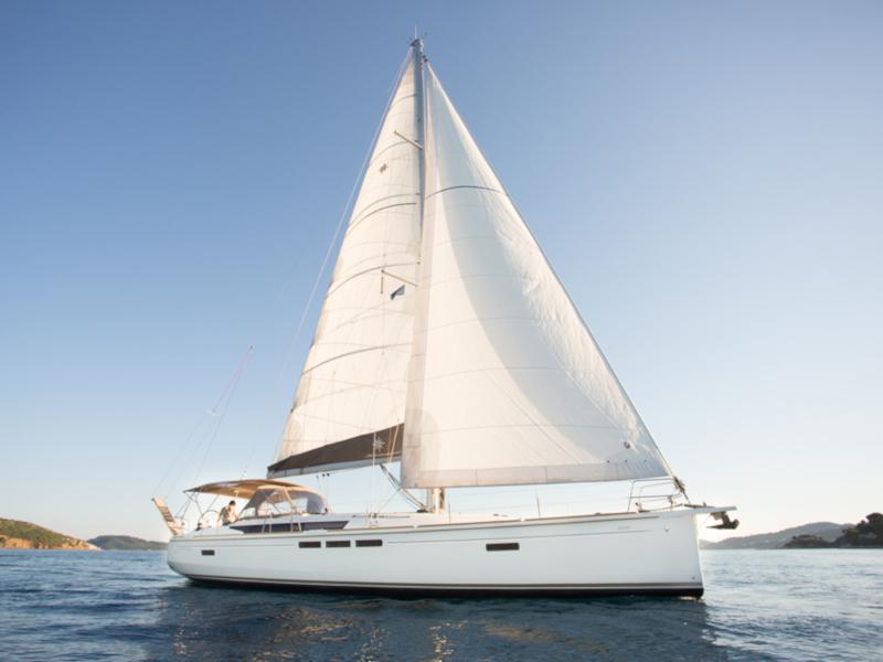 Book yachts online - sailboat - Sun Odyssey 519 (AC) - AURORA AC - rent