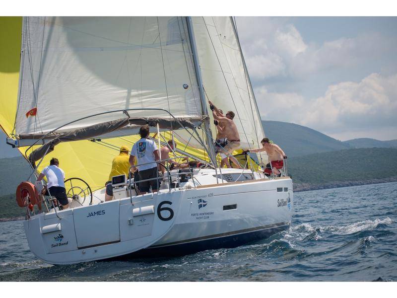 Book yachts online - sailboat - Sun Odyssey 439 - James - rent