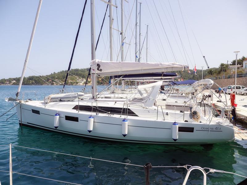 Book yachts online - sailboat - Oceanis 41.1 - GOA - rent
