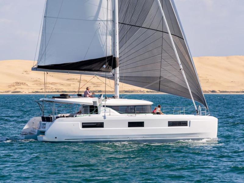 Book yachts online - catamaran - Lagoon 46 - Sol Griso - rent