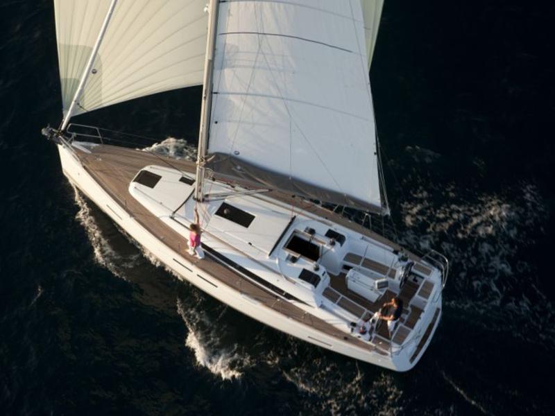 Book yachts online - sailboat - Sun Odyssey 409 - Elisa - rent