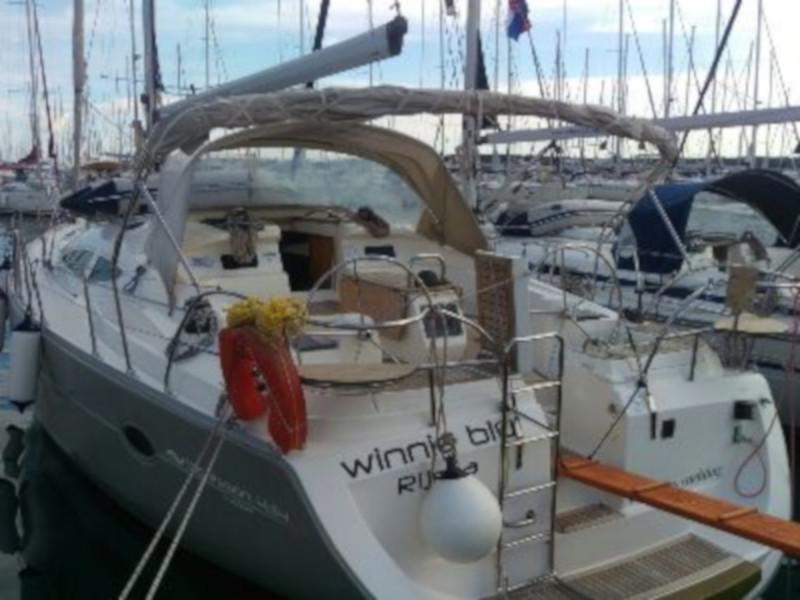 Book yachts online - sailboat - Elan 434 - Salima - rent