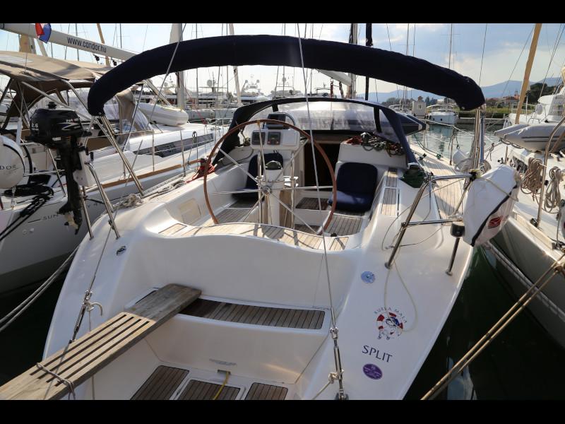 Book yachts online - sailboat - Elan 431 - Kurba mala - rent