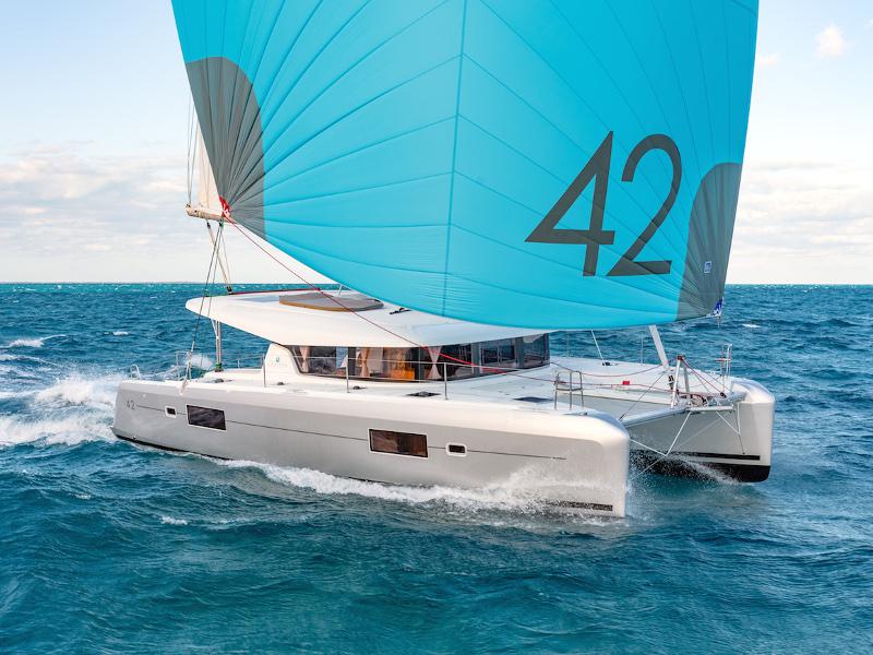Book yachts online - catamaran - Lagoon 42 - MareSolero - rent