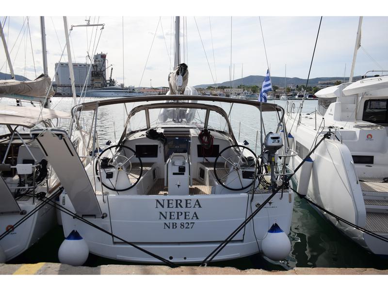 Book yachts online - sailboat - Sun Odyssey 410 - Nerea - rent