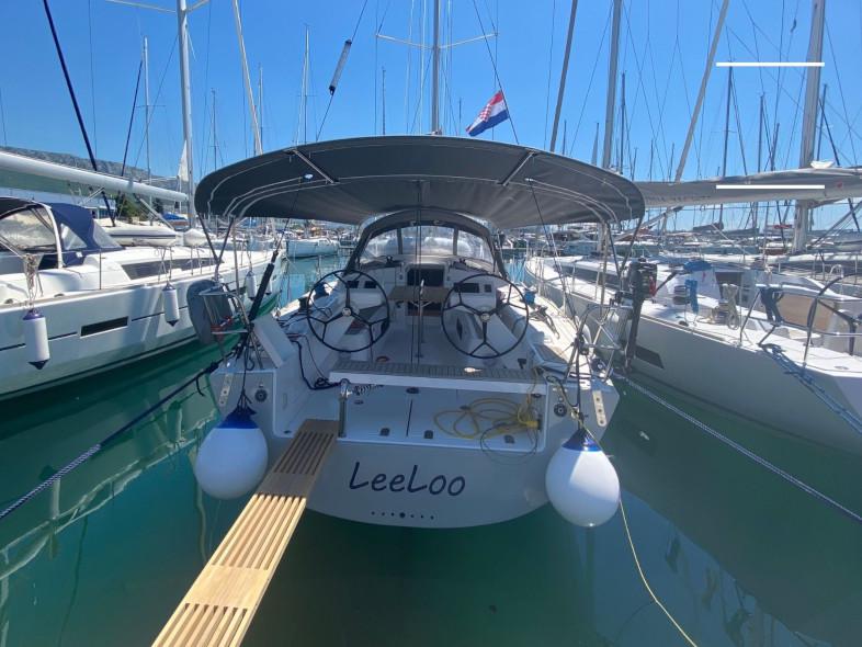 Book yachts online - sailboat - Salona 44 - LeeLoo - rent