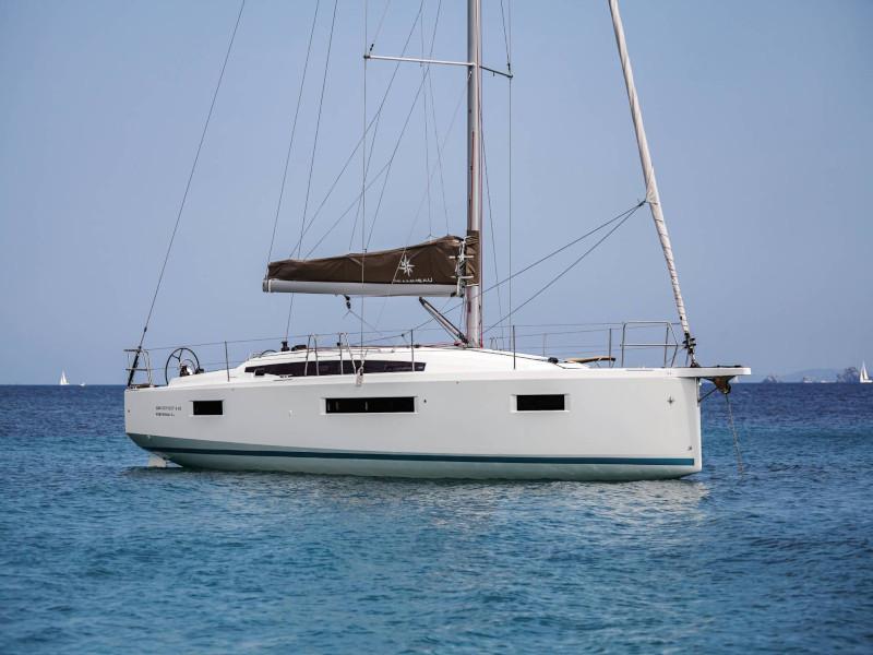 Book yachts online - sailboat - Sun Odyssey 410 - Locean - rent