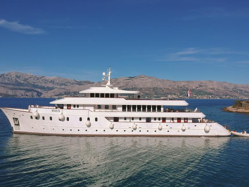 Book yachts online - other - Motoryacht - Yolo - rent