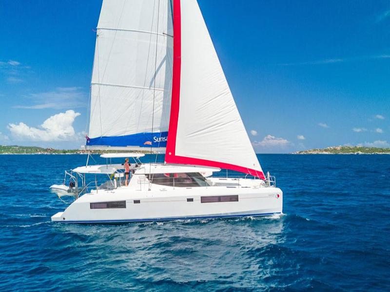 Book yachts online - catamaran - Sunsail 454L -  - rent