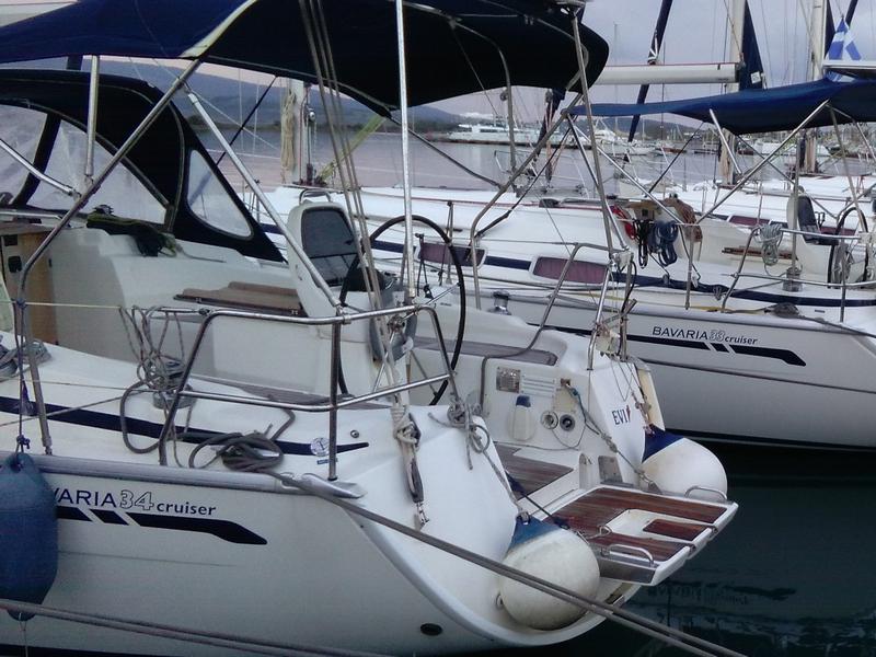 Book yachts online - sailboat - Bavaria 34 Cruiser - Evi - rent