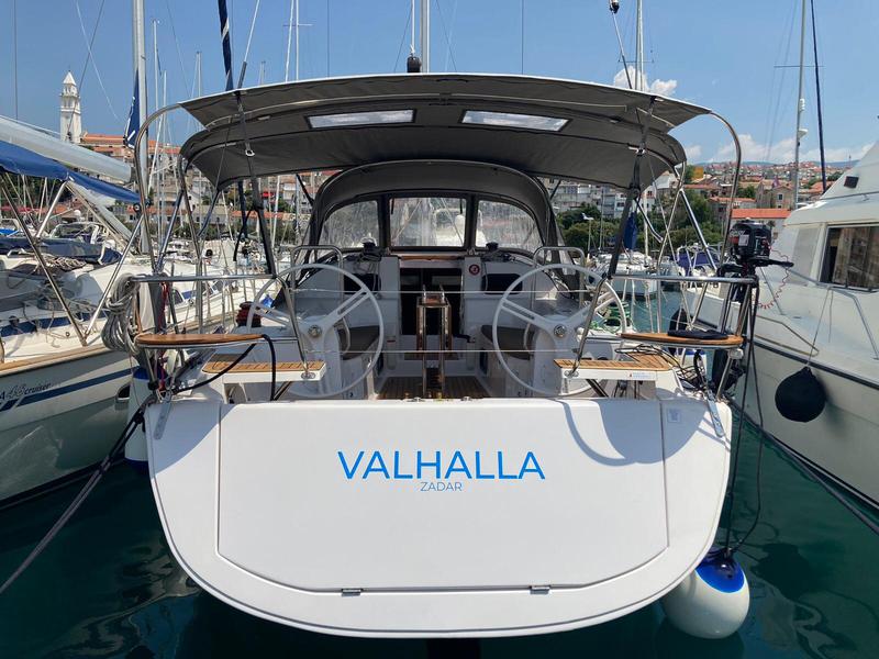Book yachts online - sailboat - Elan 40 Impression - VALHALLA - rent