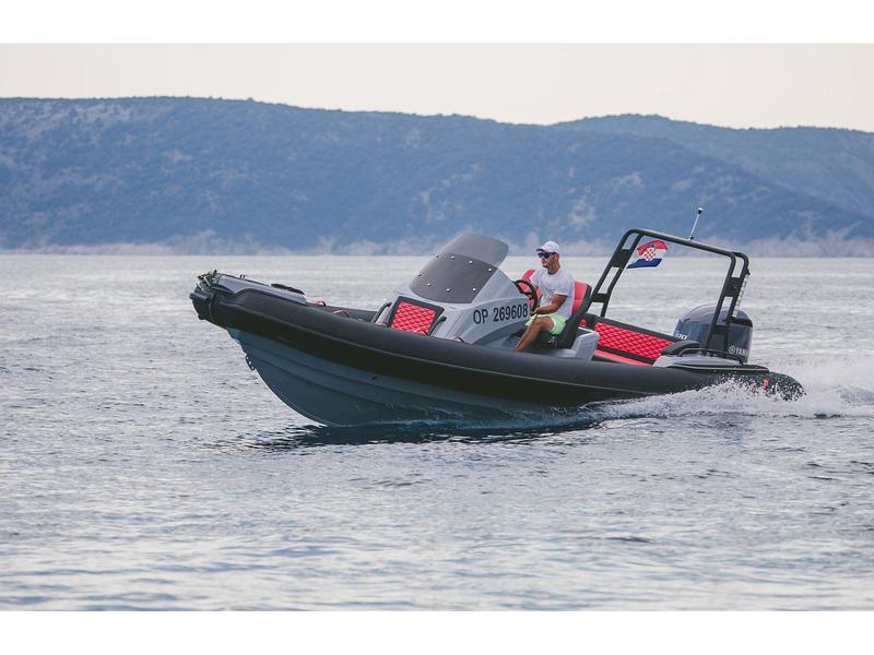 Book yachts online - motorboat - Highfield Sport 760 - no name - rent