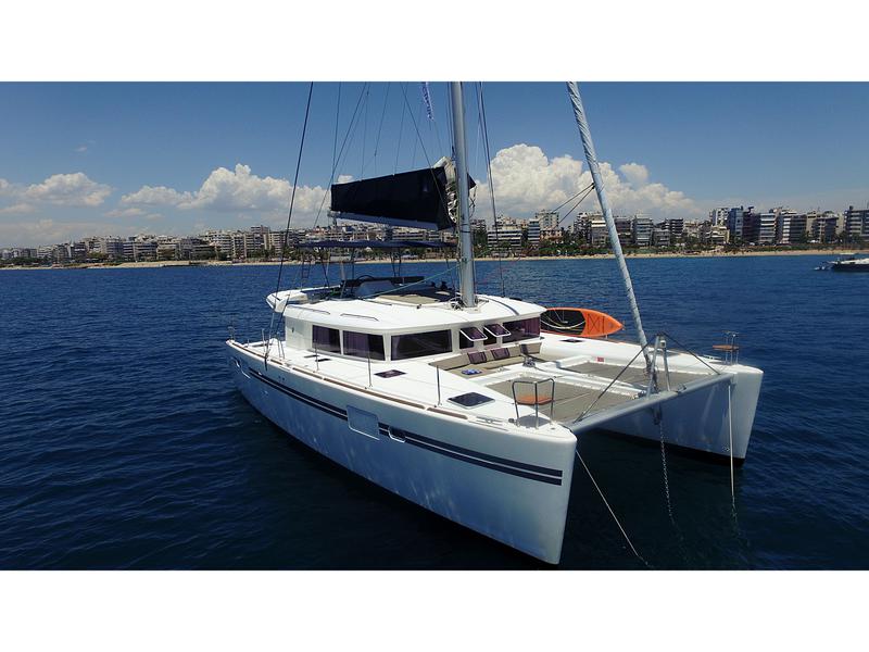 Book yachts online - catamaran - Lagoon 450 - Poker Face  - (A/C - Generator - Refit 2021) - rent