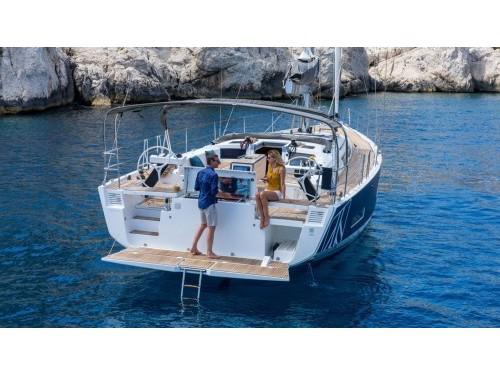 Book yachts online - sailboat - Dufour 530 - owner's version- skippered - Dimpa - Skippered - rent