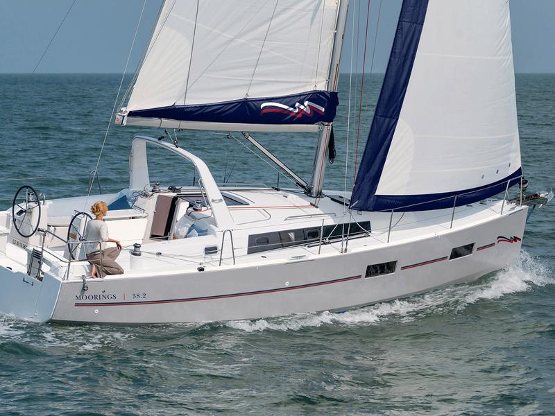 Book yachts online - sailboat - Moorings 382 -  - rent
