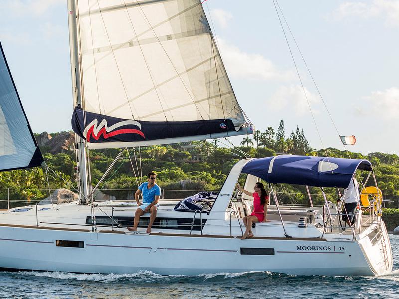 Book yachts online - sailboat - Moorings 45.3 -  - rent