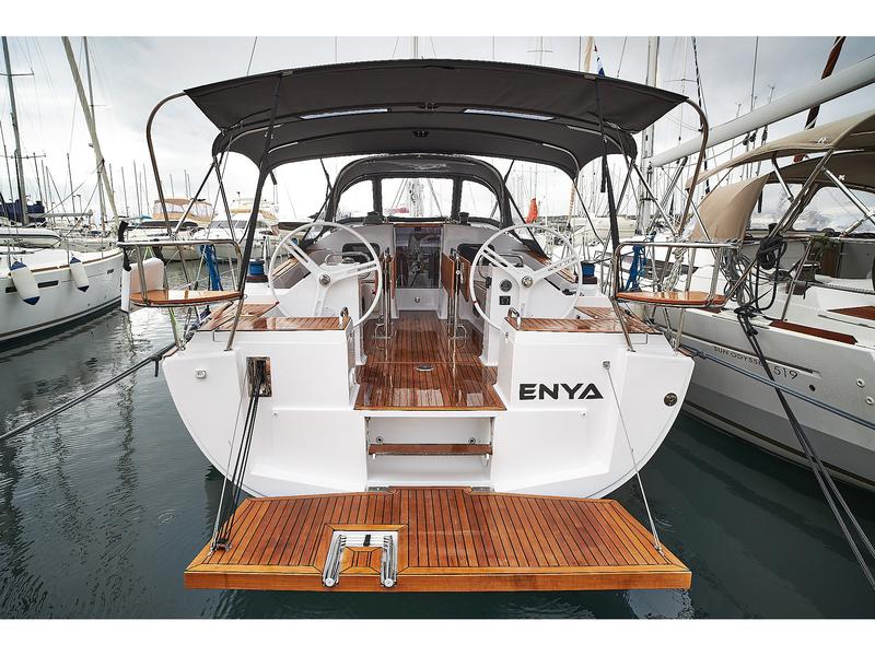 Book yachts online - sailboat - Elan Impression 45.1 - Enya - rent