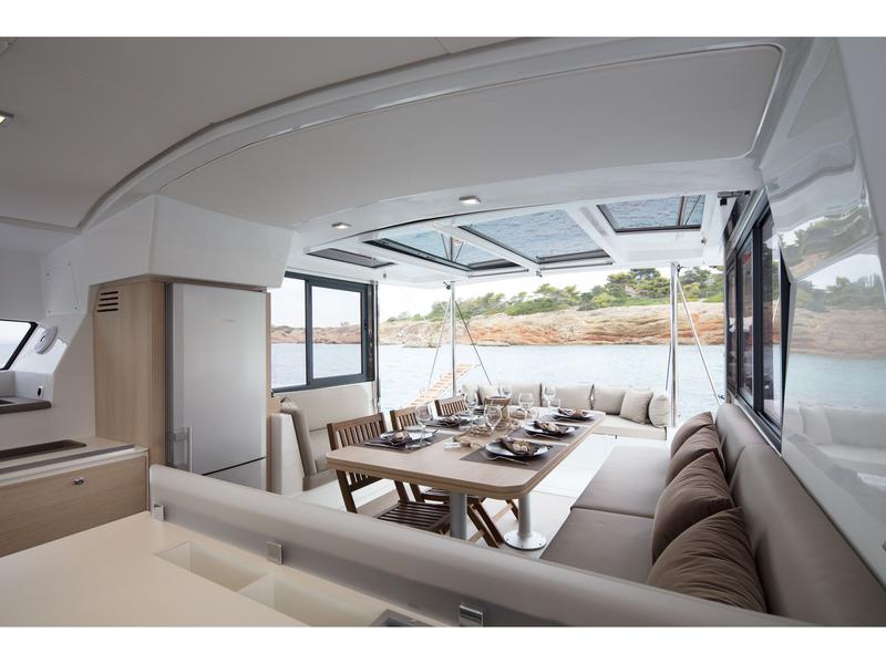 Book yachts online - catamaran - Bali 4.1 - ZIZI - rent