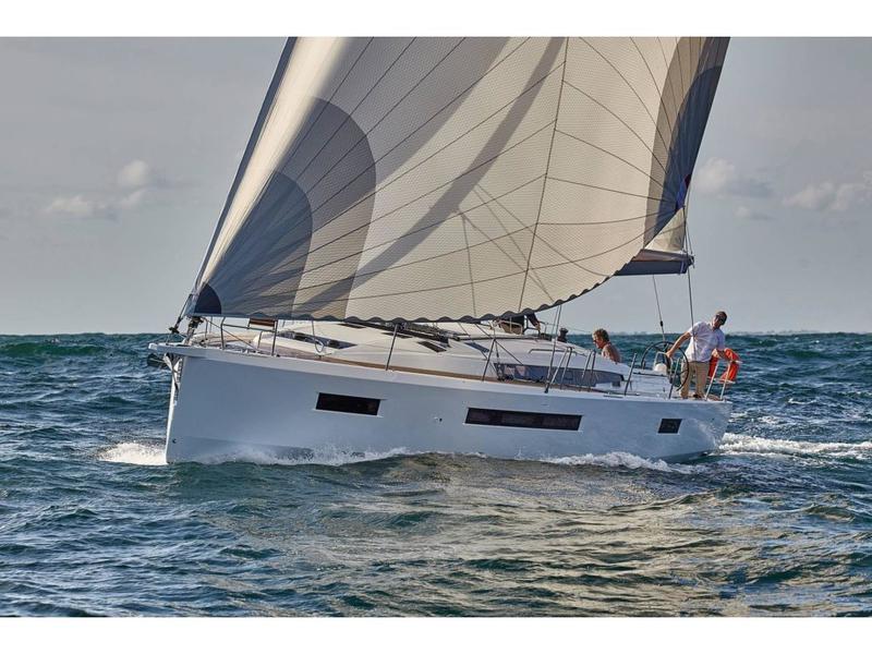 Book yachts online - sailboat - Sun Odyssey 490 - Marina 2 - rent
