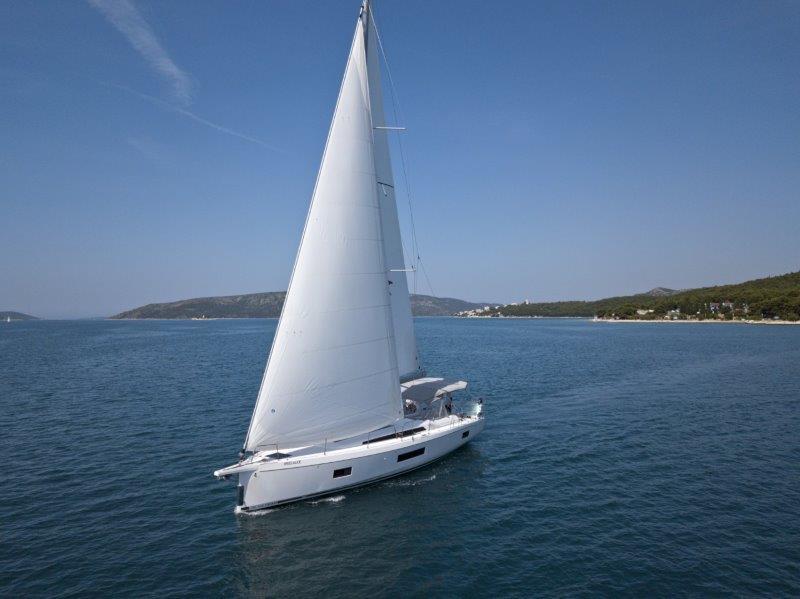 Book yachts online - sailboat - Oceanis 51.1 - MISS ALICE  - rent