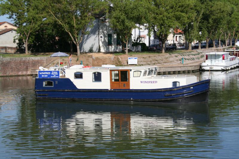 Book yachts online - motorboat - EuroClassic 139GC - VS/ EuroClasssic 139GC - rent