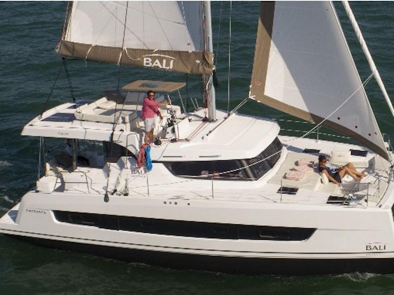 Book yachts online - catamaran - Bali Catspace - Astra - rent