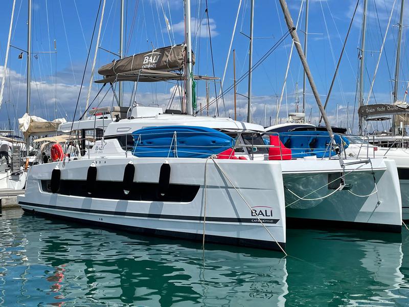 Book yachts online - catamaran - Bali Catspace - Discovery - rent