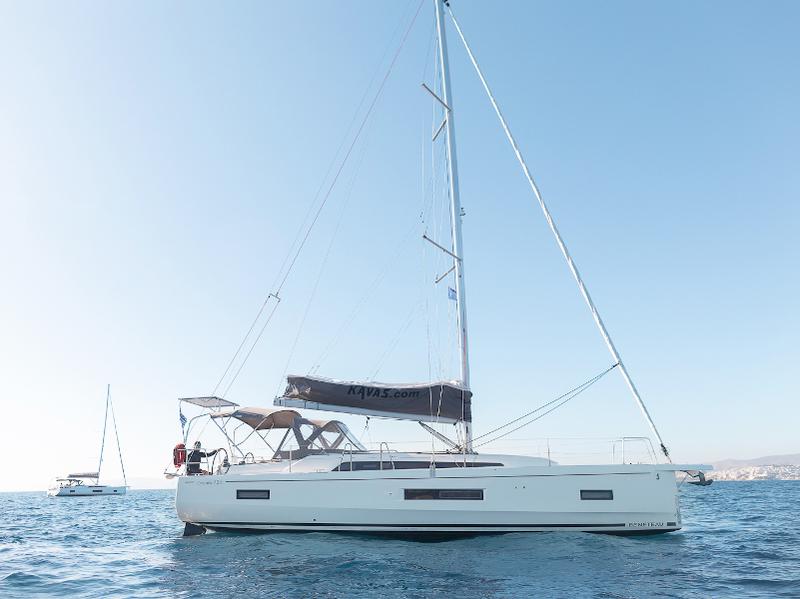 Book yachts online - sailboat - Oceanis 40.1 - KOS 40.7 - rent