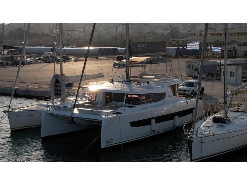 Book yachts online - catamaran - Bali 4.8 - EAGLE - rent