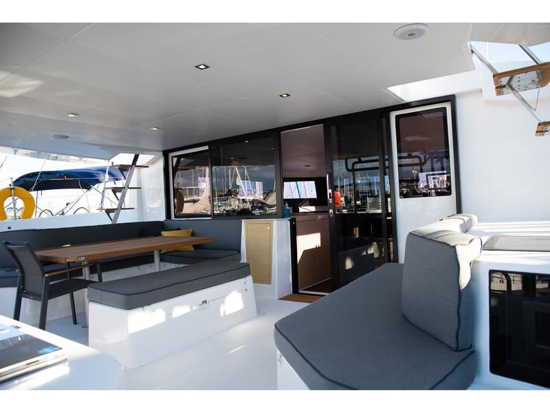 Book yachts online - catamaran - Dufour Catamaran 48 - Orfeas - rent