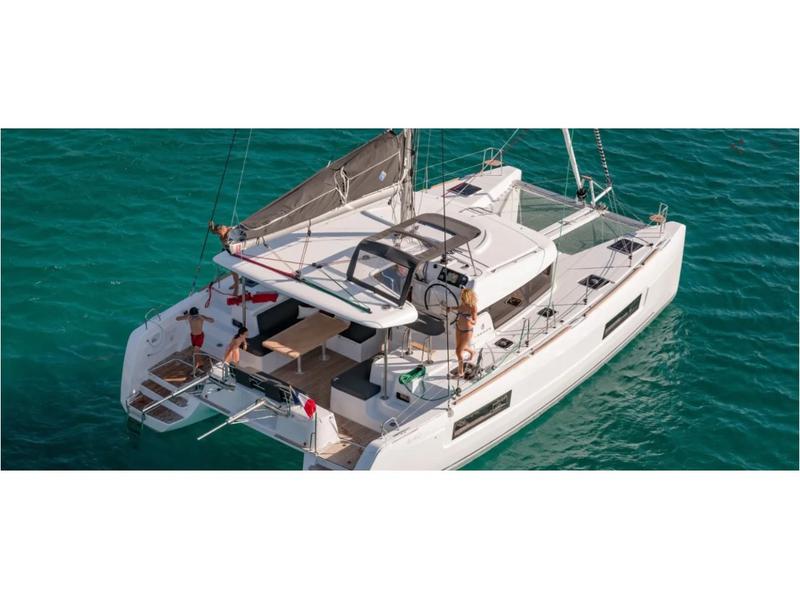 Book yachts online - catamaran - Lagoon 40 - Sail Sagitta - rent