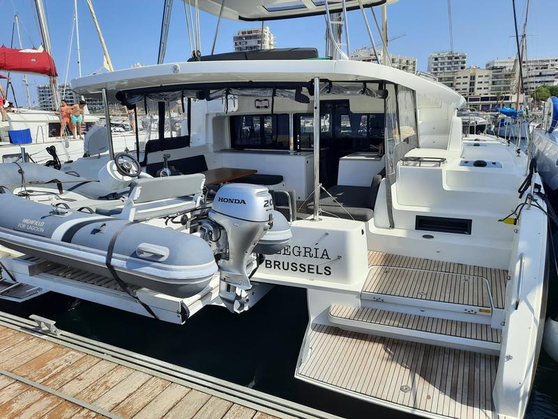 Book yachts online - catamaran - LAGOON 460 / 3 CABINS - ALEGRIA - CB 404409 - rent