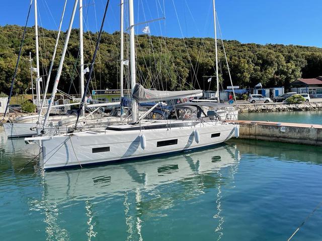 Book yachts online - sailboat - Bavaria C45 Style - Libertas - rent