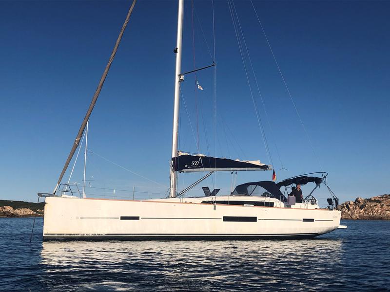 Book yachts online - sailboat - Dufour 500 Grand Large - Kosi - rent