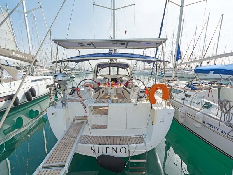 Book yachts online - sailboat - Oceanis 50 Family - Sueno - rent