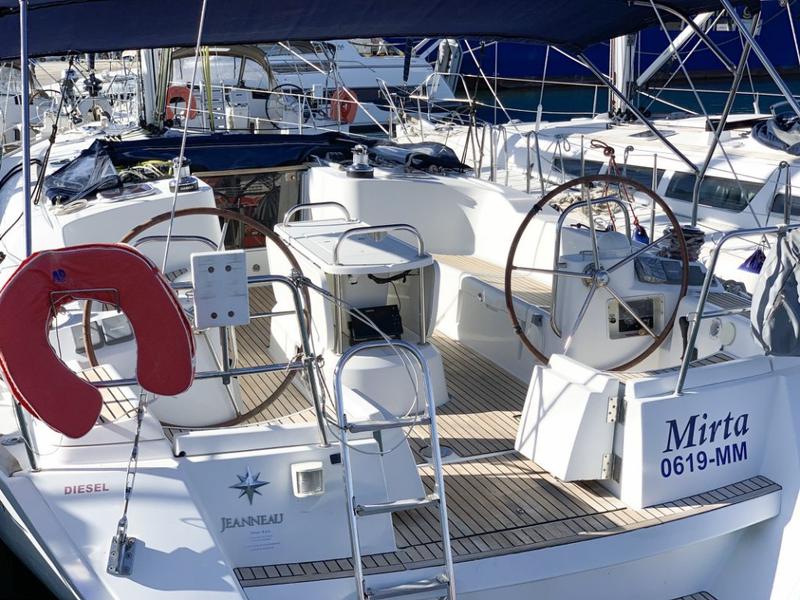 Book yachts online - sailboat - Sun Odyssey 49i - Mirta - rent