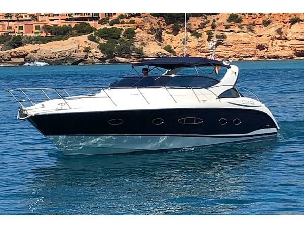 Book yachts online - motorboat - Atlantis 39 - Cornucopia IV - rent