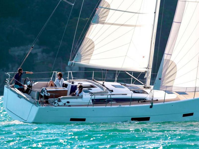 Book yachts online - sailboat - Dufour 390 - no name - rent