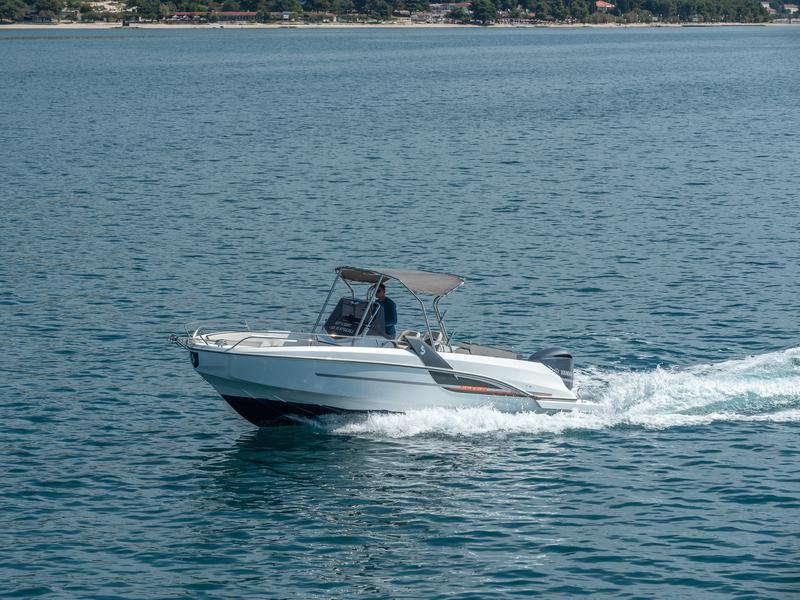 Book yachts online - motorboat - Beneteau Flyer 7.7 Spacedeck - no name - rent