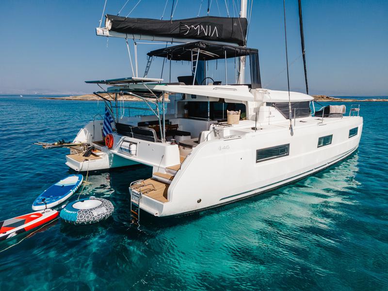 Book yachts online - catamaran - Lagoon 46 - OMNIA  - rent