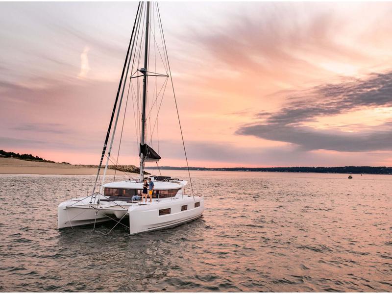 Book yachts online - catamaran - Lagoon 46 - Karamel - rent