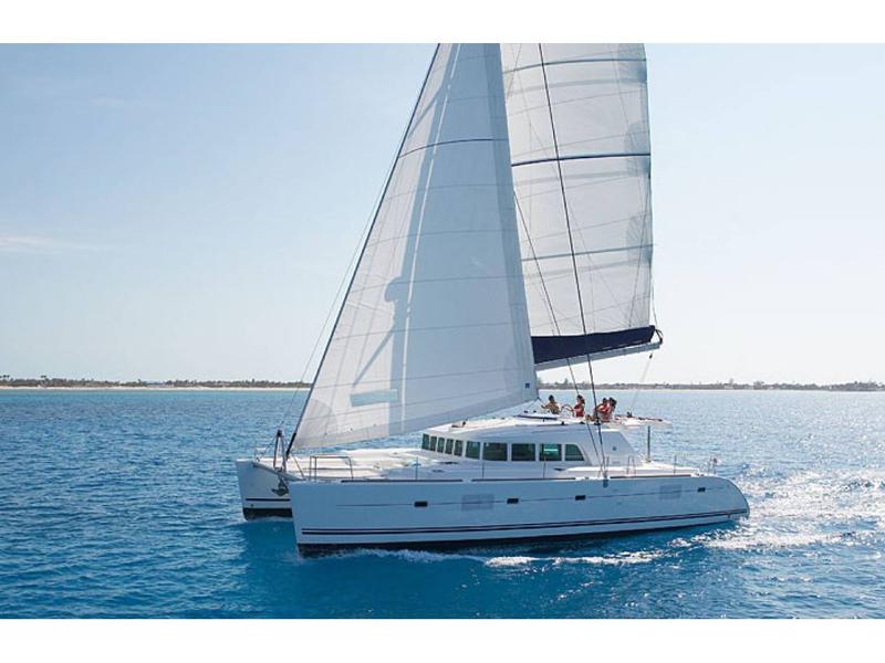 Book yachts online - catamaran - Lagoon 500 - Infinity - rent