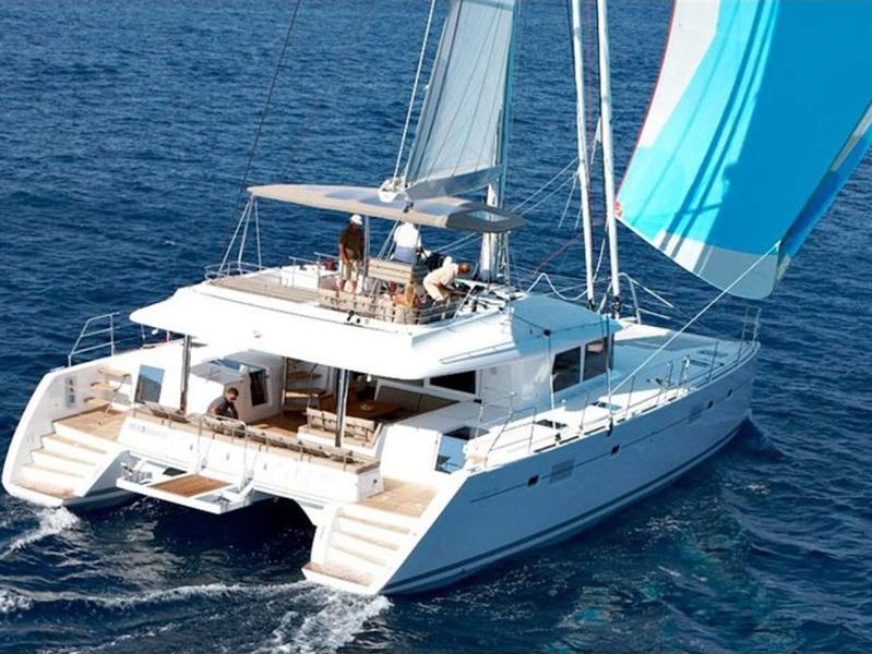 Book yachts online - catamaran - Lagoon 560 S2 FULL EQUIPE LUXE - Islas Luxe - rent