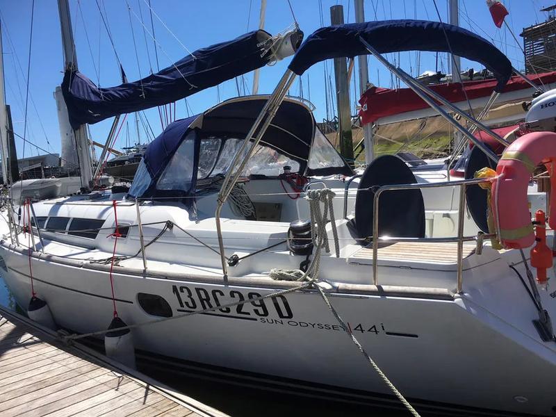 Book yachts online - sailboat - Sun Odyssey 44 i - Tewa - rent