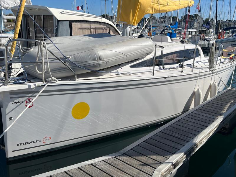 Book yachts online - sailboat - Maxus 26 - Zephyr - rent