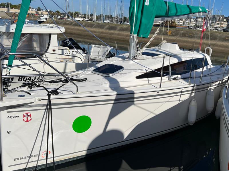 Book yachts online - sailboat - Maxus 26 - Alyzee - rent